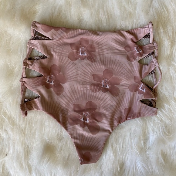 acacia swimwear Other - NWOT capsule modern